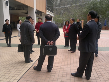 201202117635